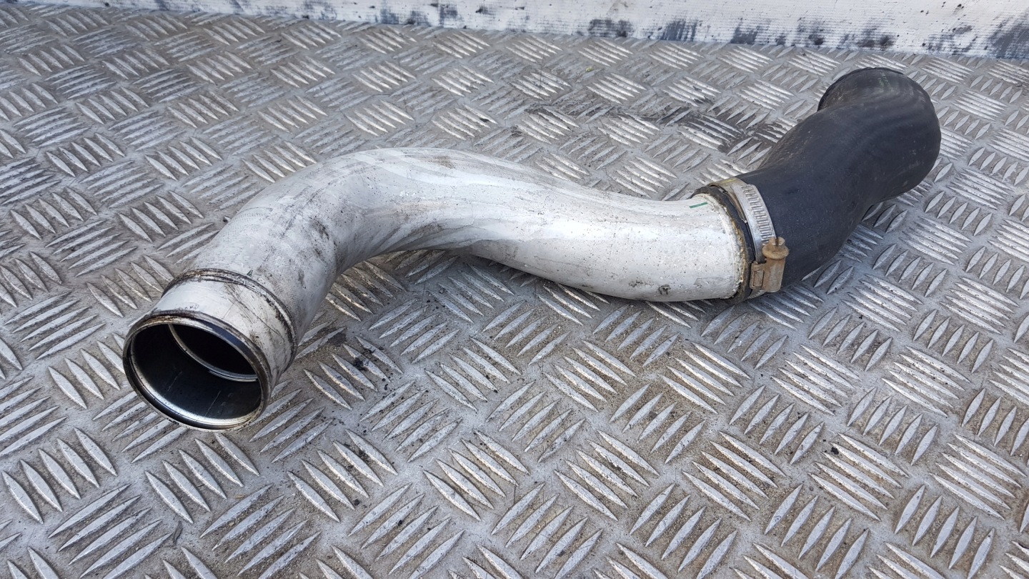 BMW E39 3.0D vedenie intercoolera 2249669E