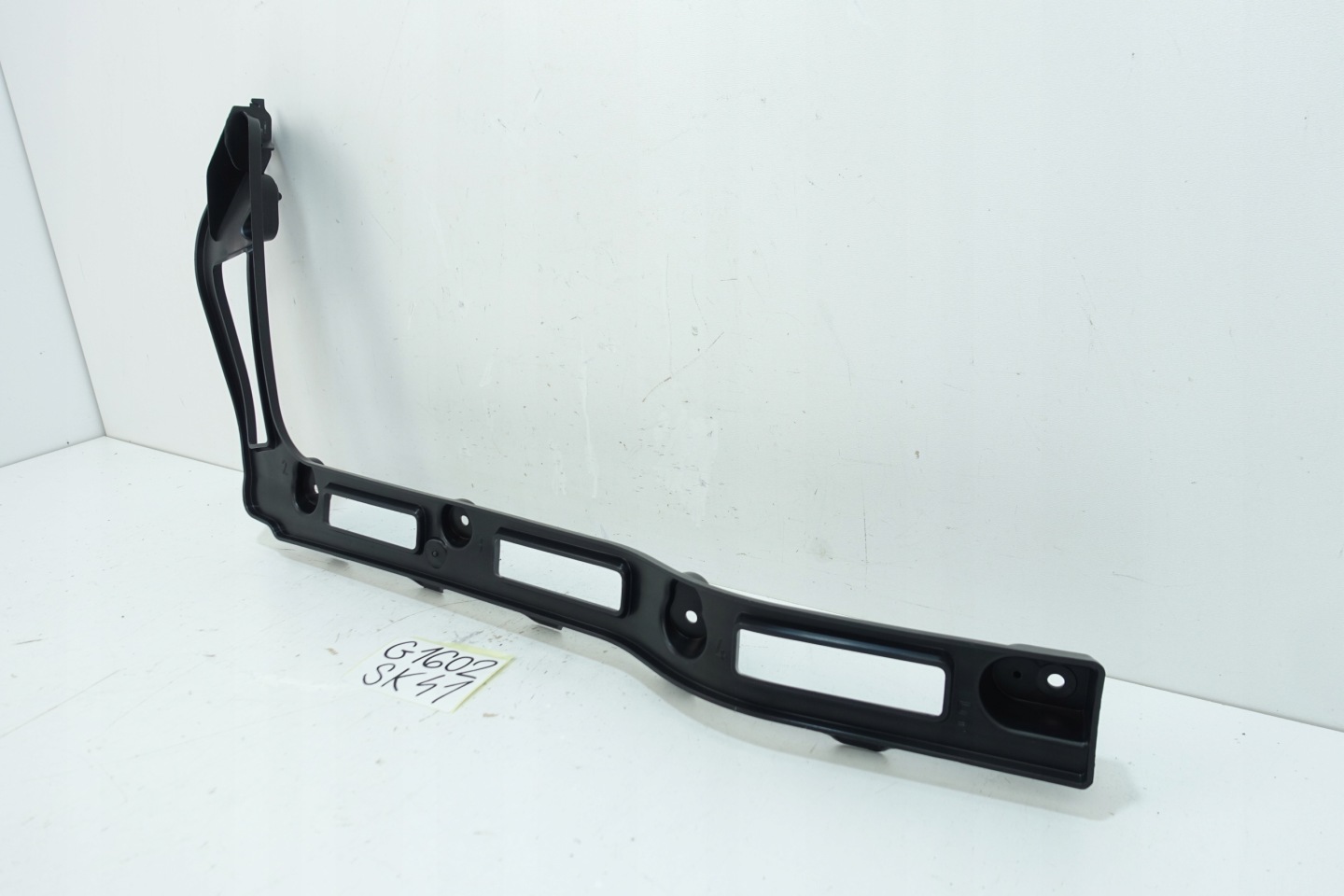 FORD FOCUS MK3 2010- holder support left BLENDY boot BM51-N40251-AG