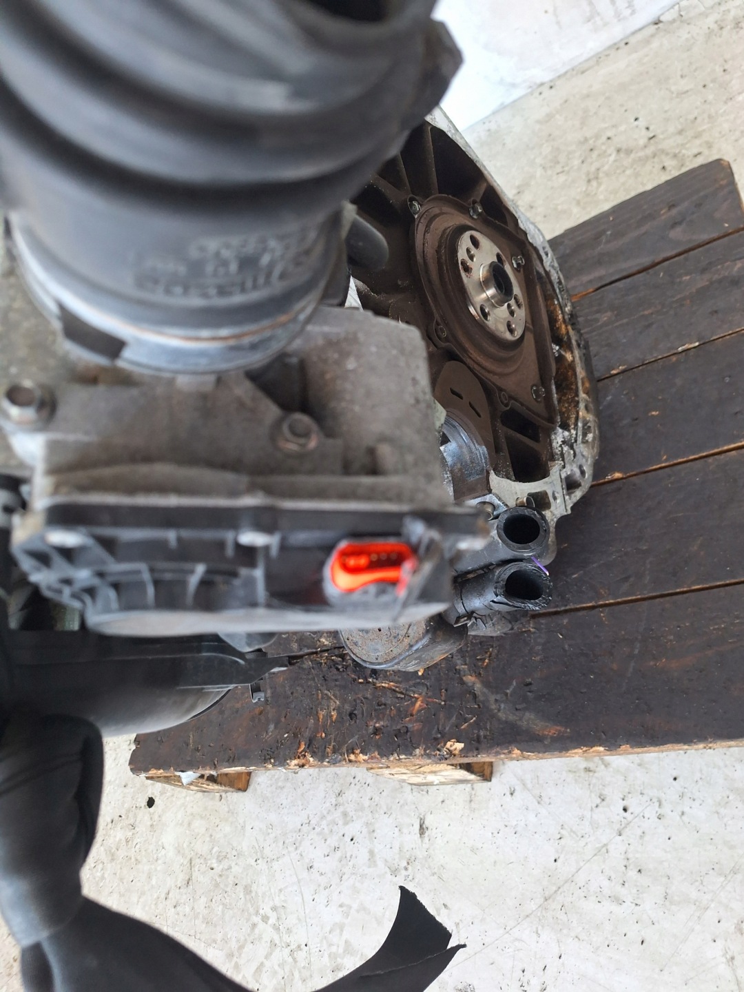 MAZDA 6 GH 08-10 engine 2.0 BENZYNA147KM LF95