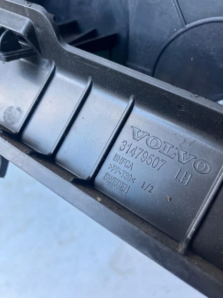 intake air VOLVO XC40 31479507
