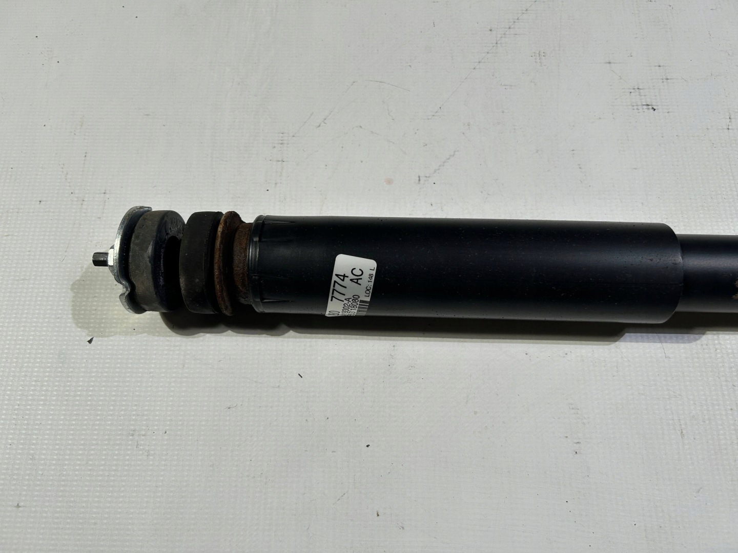 shock absorbers rear part rear right left Ford Explorer V 4X4 2011