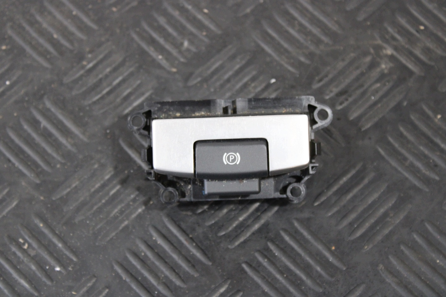 button electric brake HPLA-2B623-AA LAND RANGE ROVER SPORT II 2 L494
