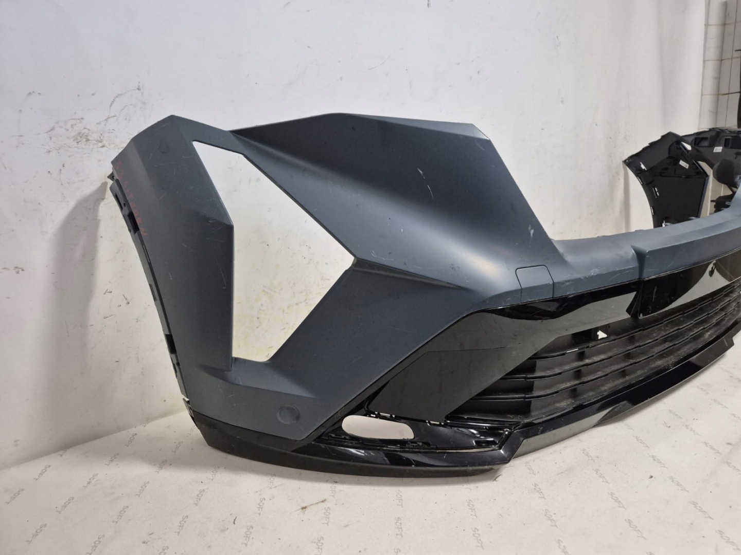 RENAULT RAFALE 24- bumper front front PDC 620225639R