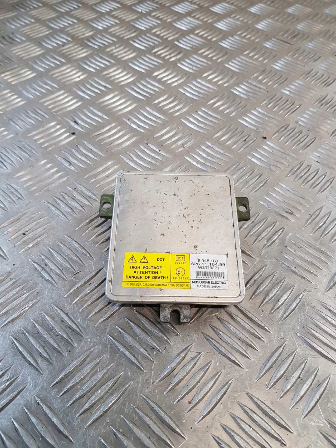 control unit XENON MITSUBISHI 6948180