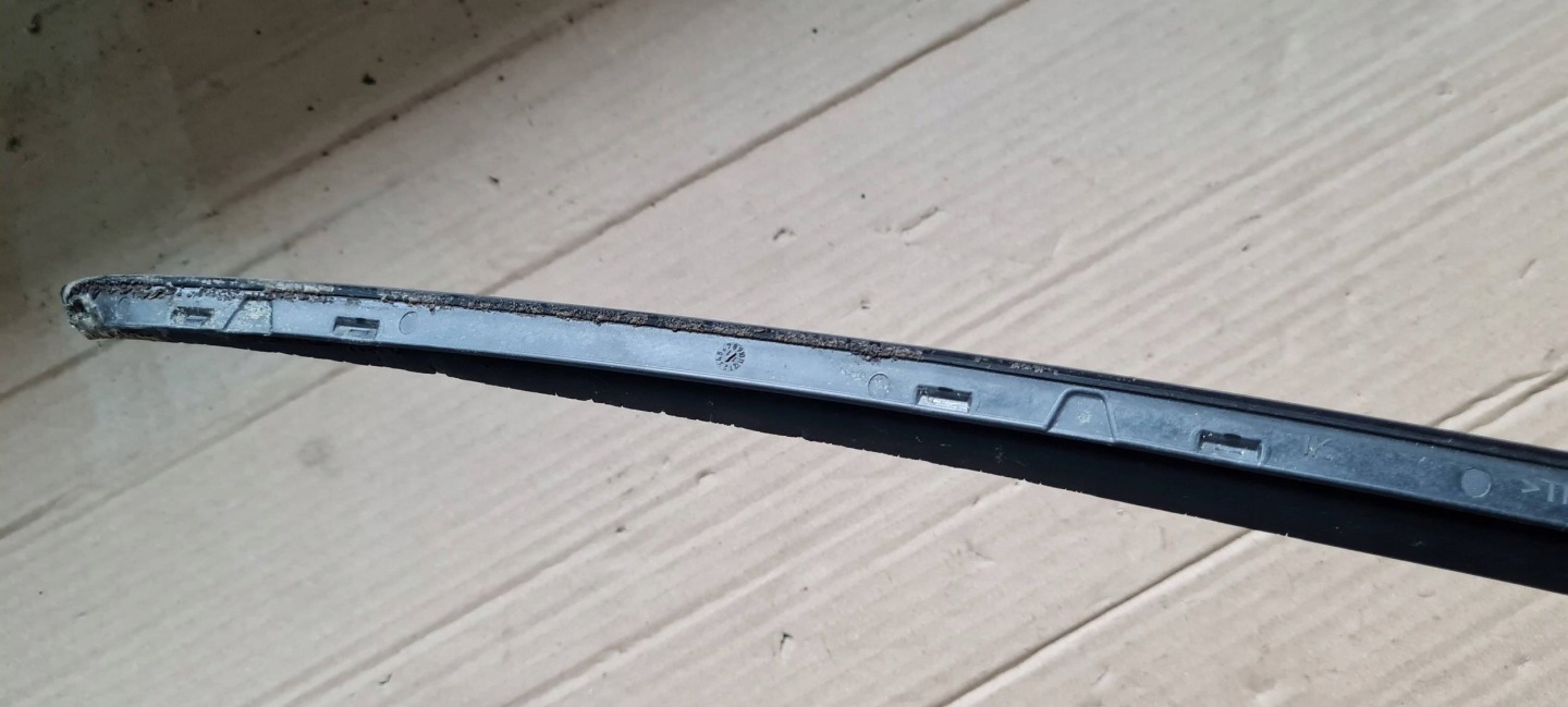 Q5 8R moulding windows CZOLOWEJ right right front 8R0854328A