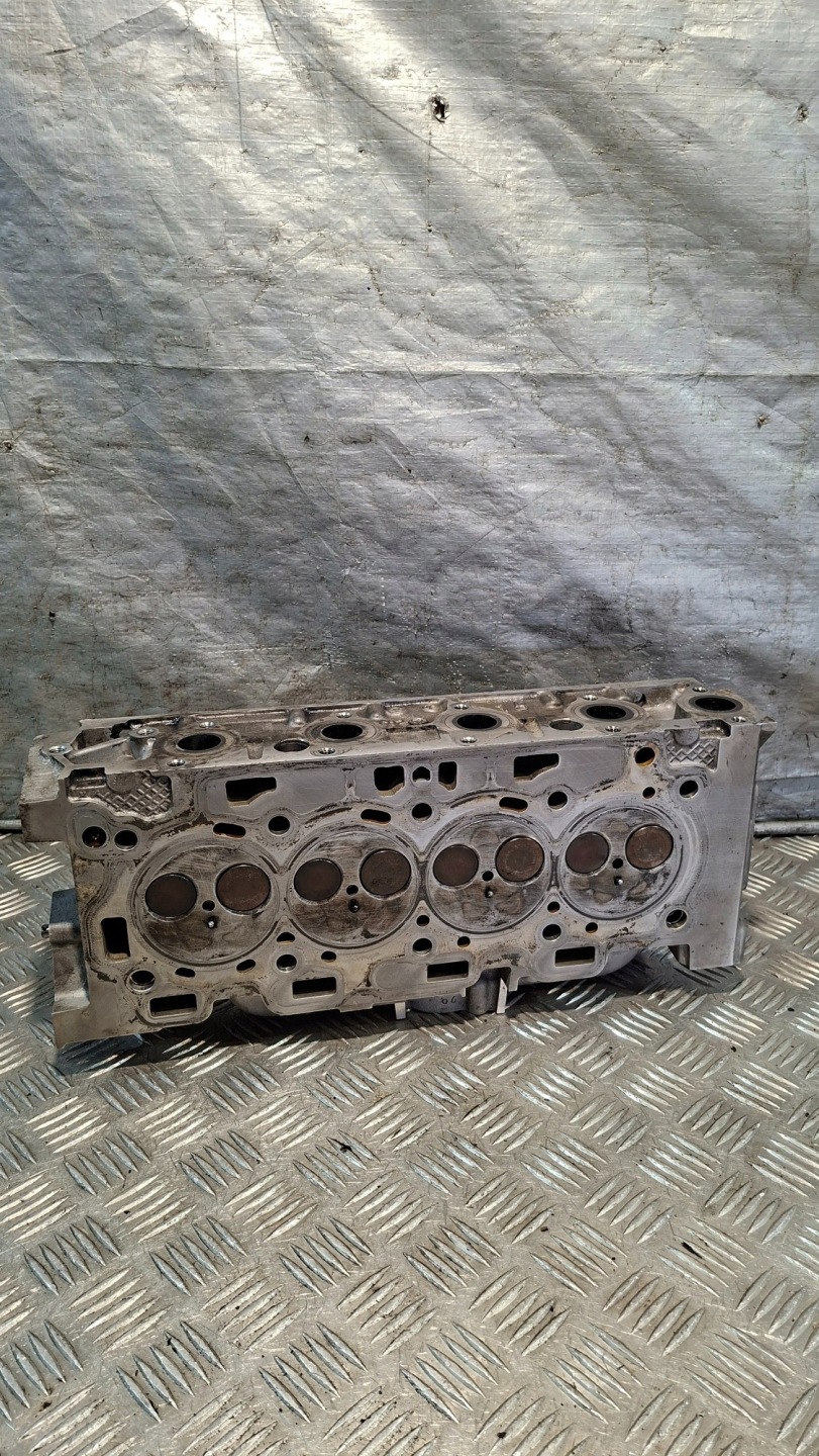 TESTATA Motore PEUGEOT 301 1.6HDI