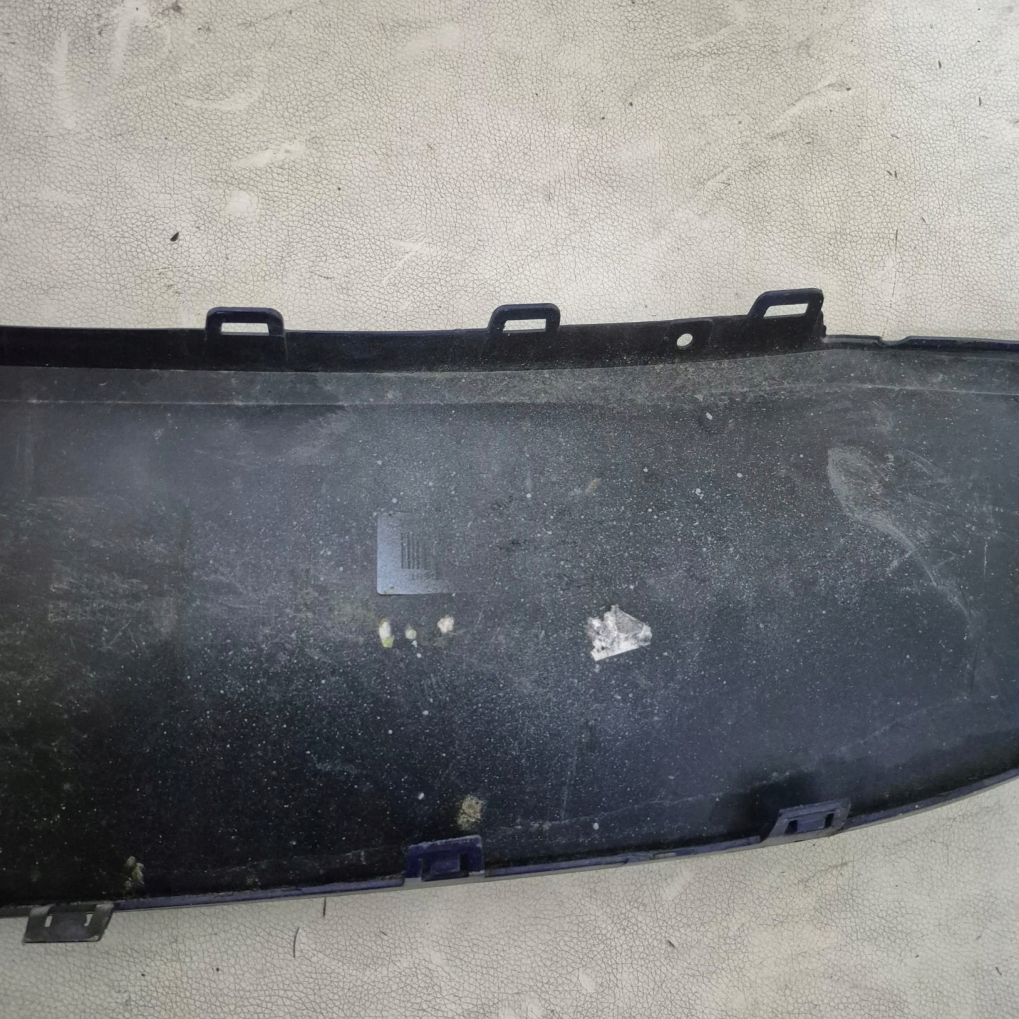 VW ID.4 11A 20- cap moulding front PREKLADgrill 11A807185A