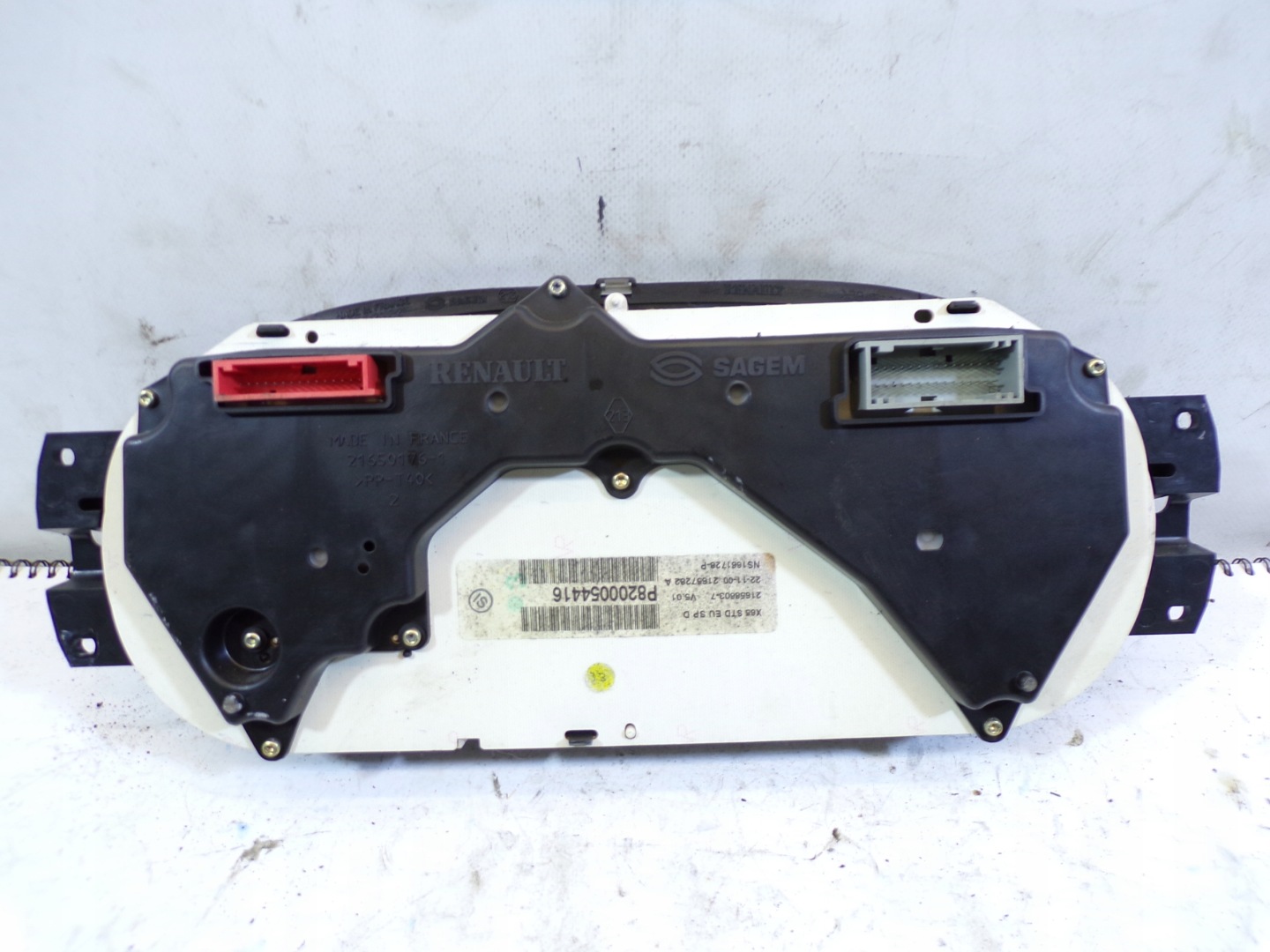 Montaggio STARTOWY RENAULT CLIO 2 II 1.6 8200044437