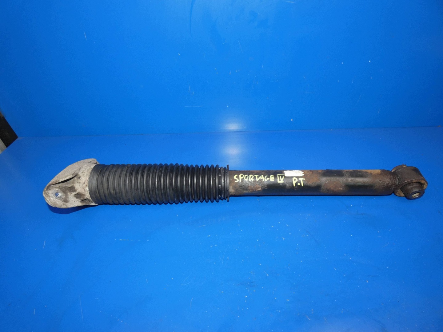 shock absorber rear rear part side right KIA Sportage