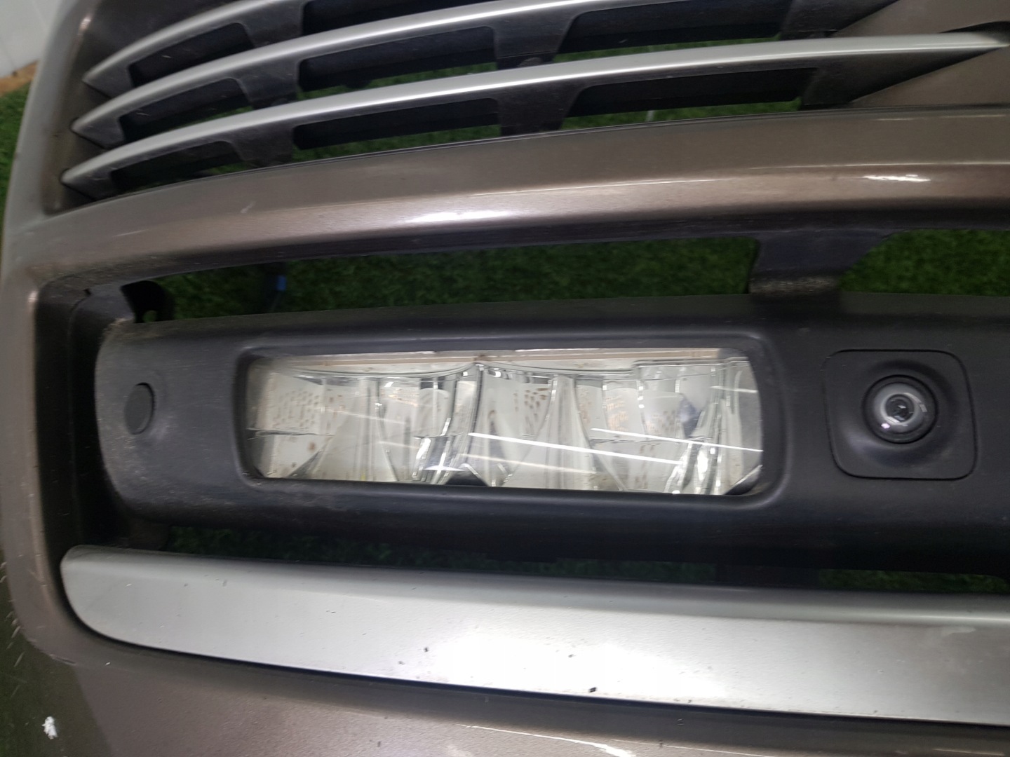 bumper front front RANGE ROVER VOGUE L405 2014 6xPDC 2xKAMERA