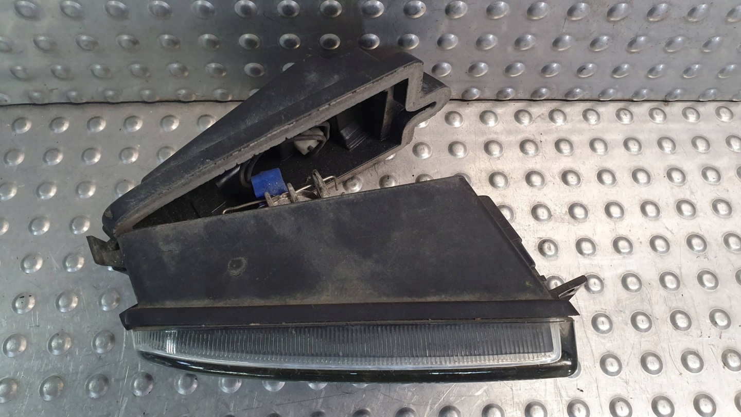 Nebelscheinwerfer rechts BMW 5 E39 95- 37020749