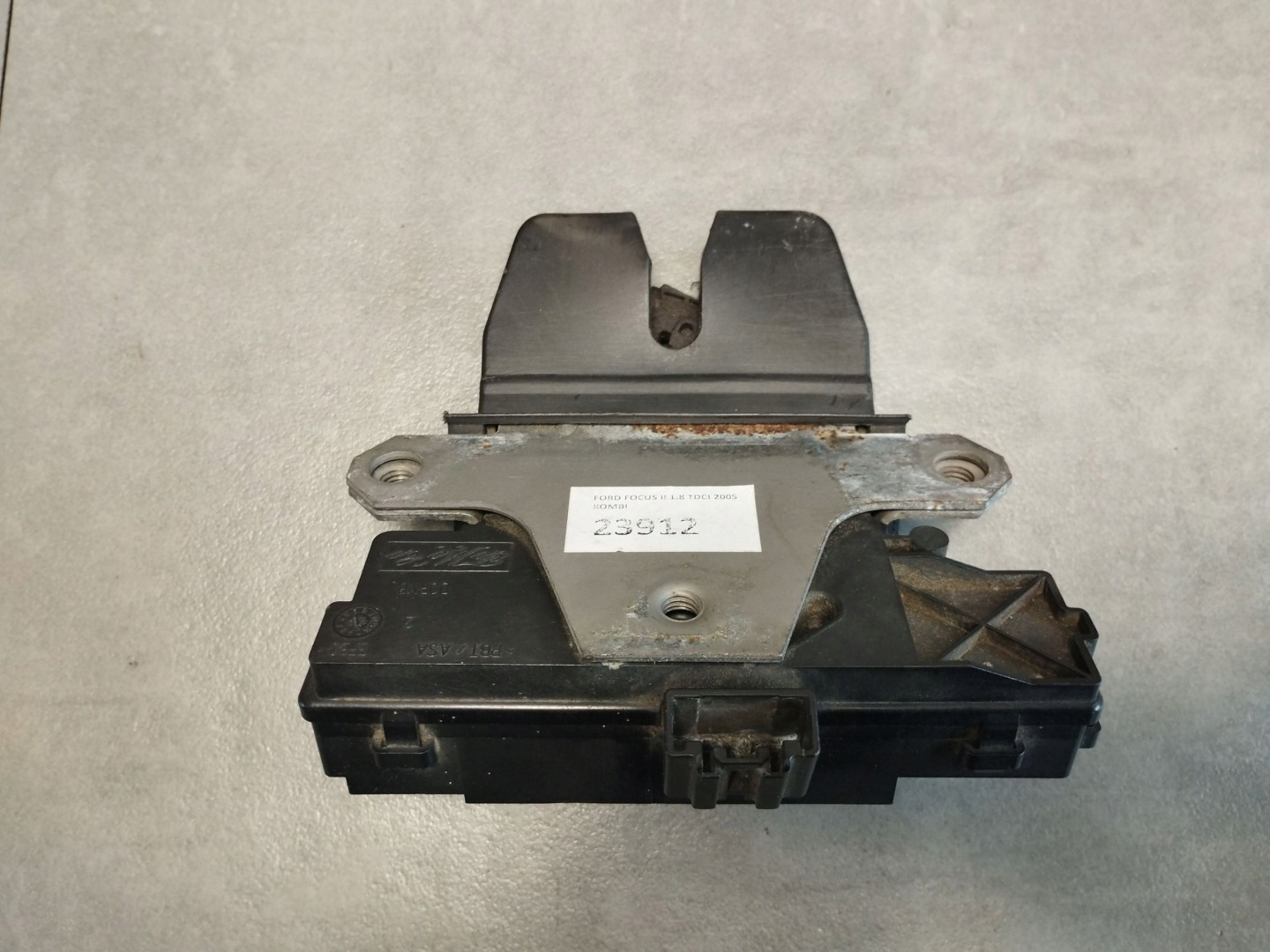 Ford Focus II lock bonnet boot 01041111905