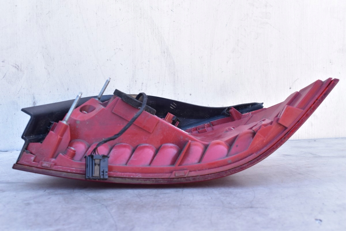 light left rear part VOLKSWAGEN EOS LIFT 11-15 1Q0945095S EU