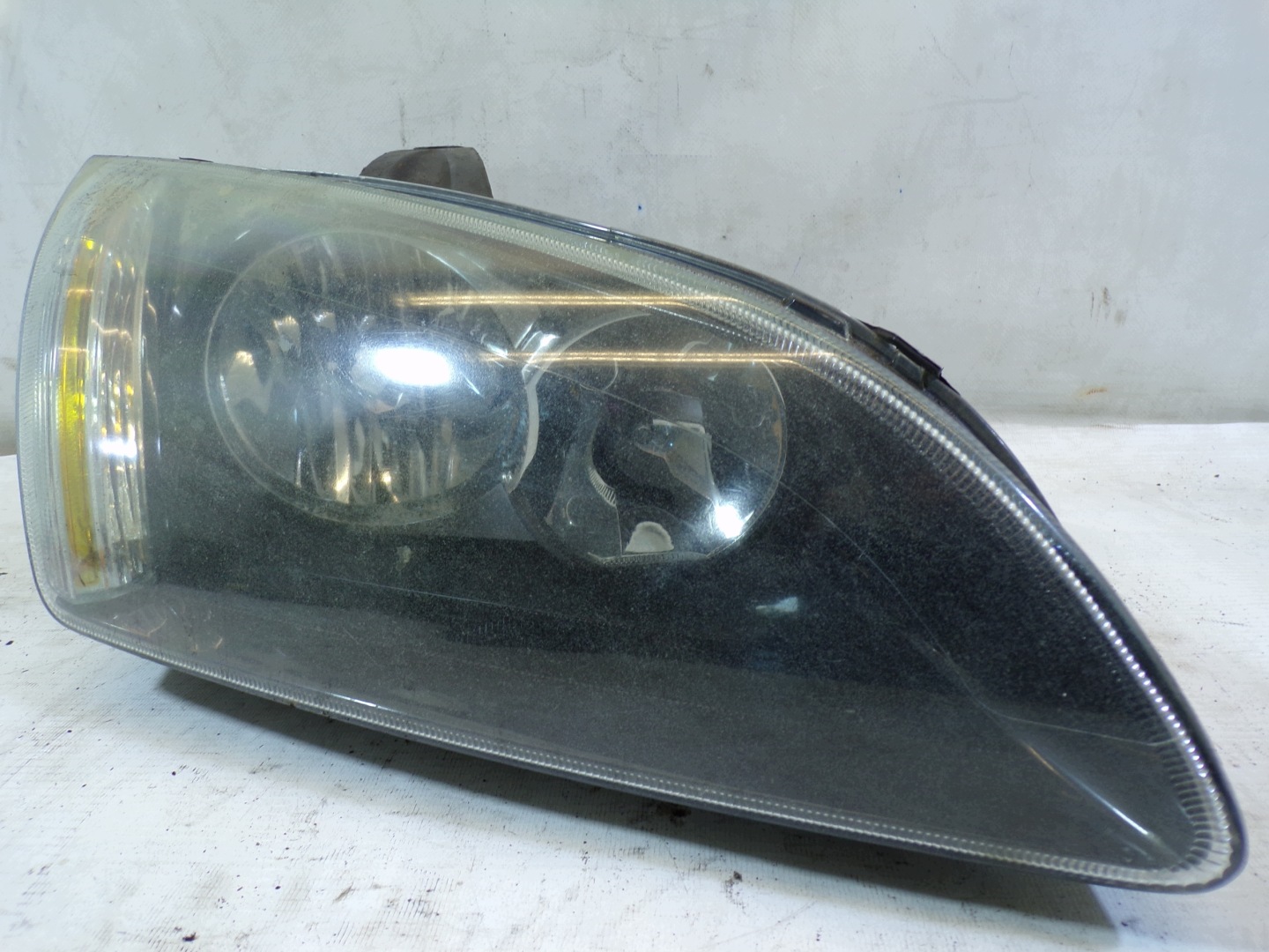 light front front right FORD FOCUS 2 II black (2)(K)