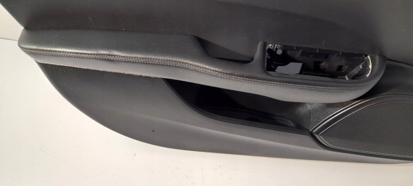 Alfa Romeo Giulia side door front left 3078270 (N196)