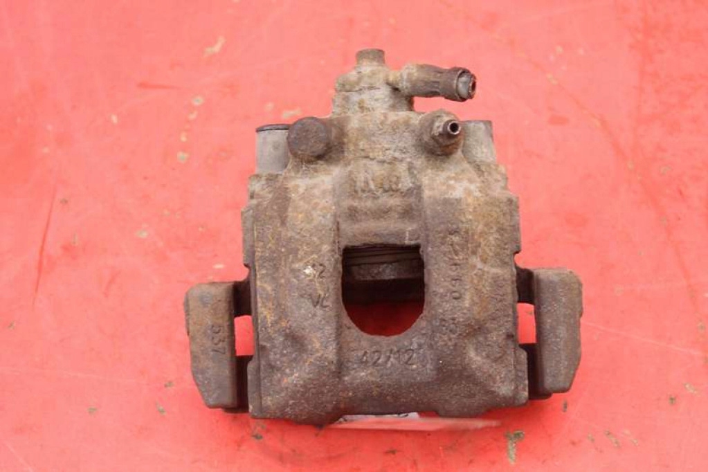 caliper brake right rear part BMW X5 E53 3.0 D 218 KM 03-06