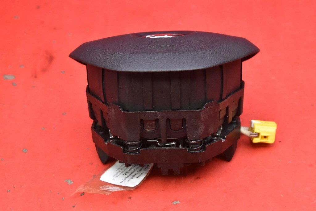 airbag driver´s 5E0880201 SKODA RAPID 12-17