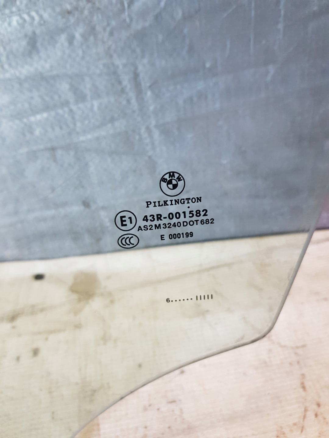 BMW E90 E91 window side door left front
