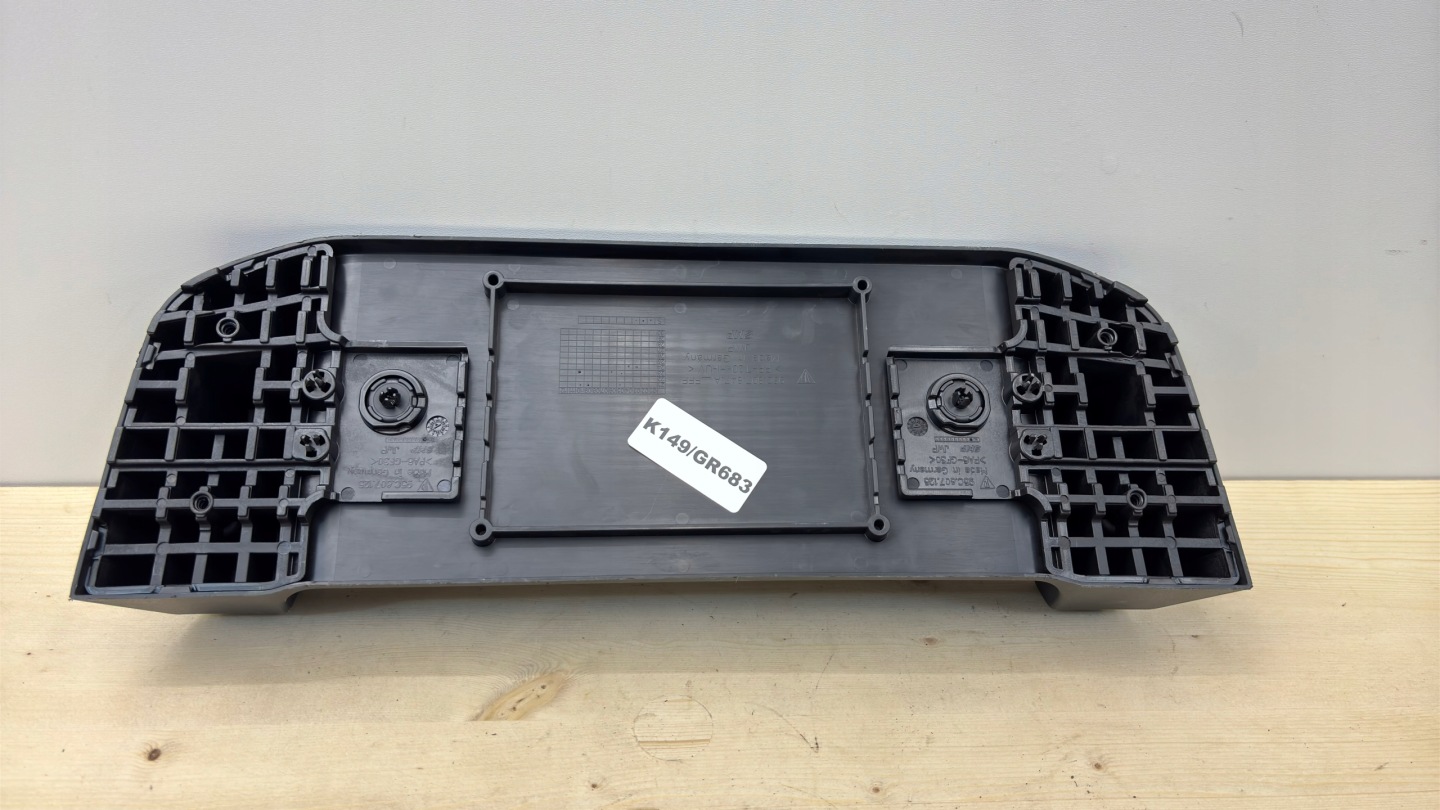 PORSCHE 95C bracket MOCUJACY TABLICE frame holder 95C807847A K149/GR683