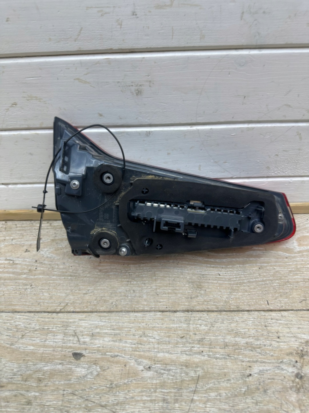 BMW 6 G32 light right rear to the bonnet 7376486