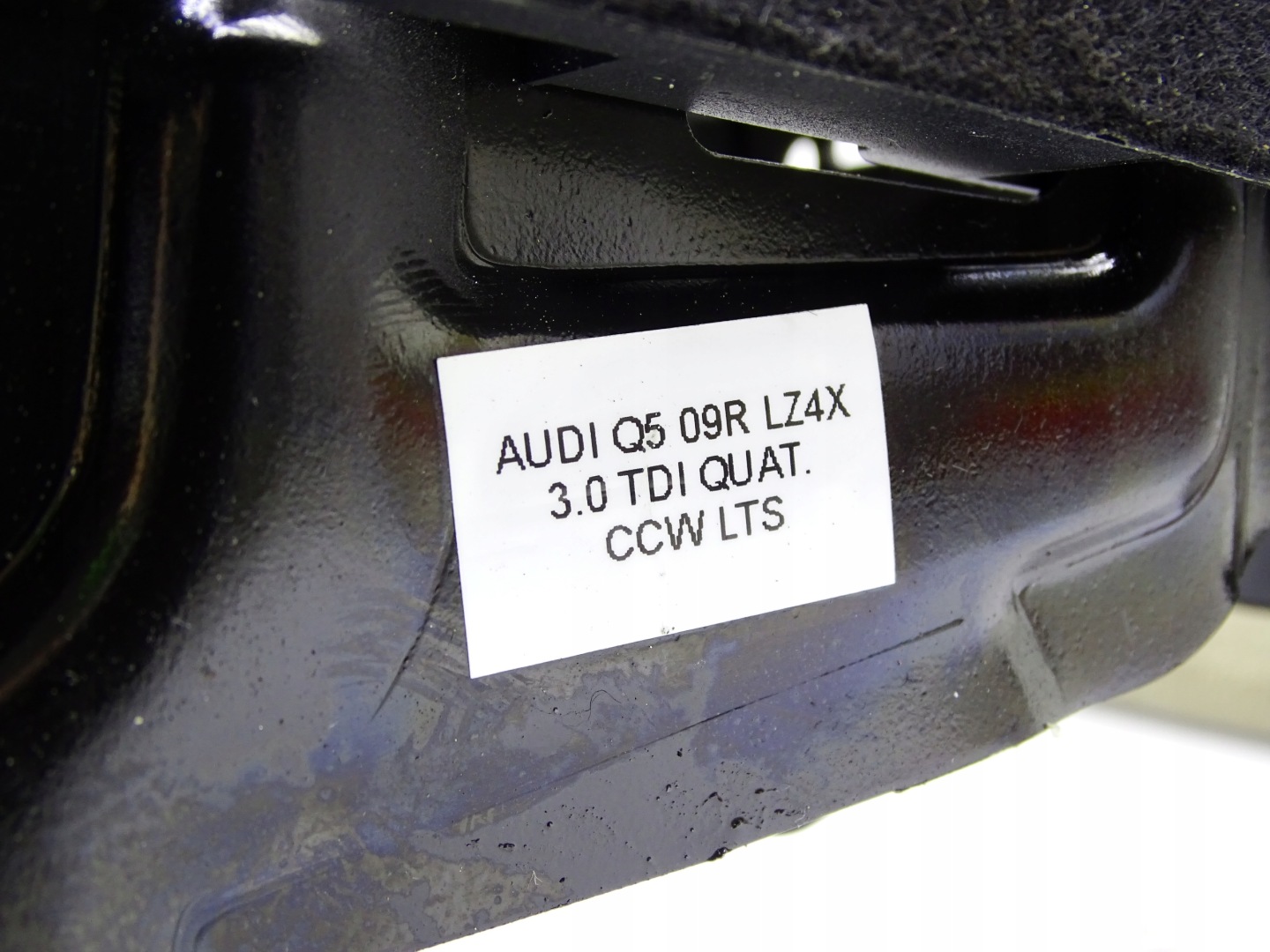armrest JASNA leather AUDI Q5 8R 08- 8R0864283A