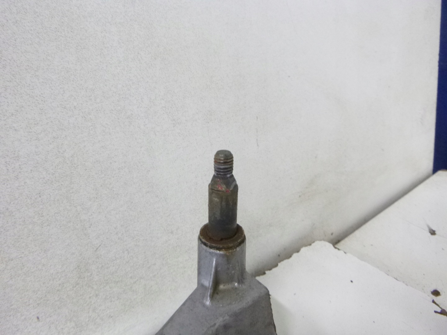 wiper mechanism front Mercedes W203 2002r. A2038200342