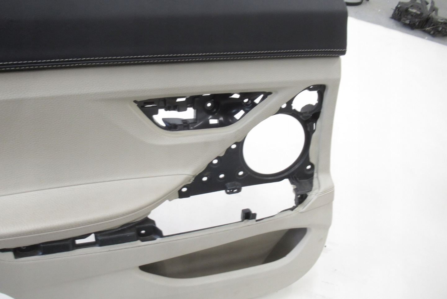 side door rear part left upholstery BMW F06 Gran Coupe