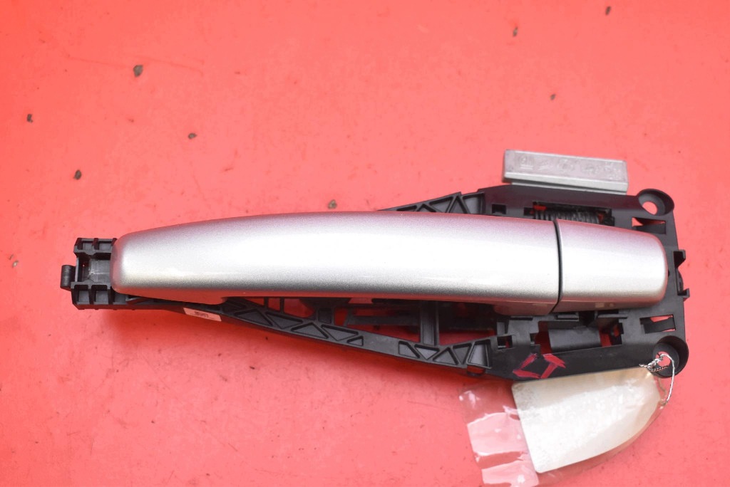 handle left rear part rear Z176 39172890 OPEL CORSA E 5D HB 14-20