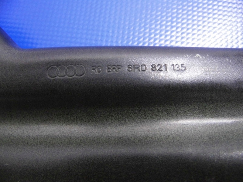 Support plaque Console Aile Gauche Avant AUDI Q5 8R 08-16R