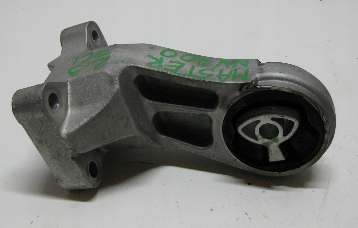 RENAULT MASTER III LIFT holder engine mount 113757025R