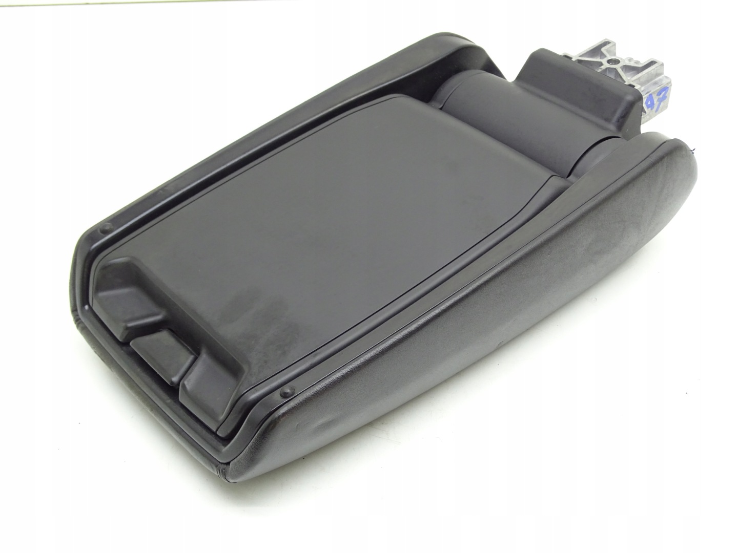 armrest central black leather AUDI A7 4G 10