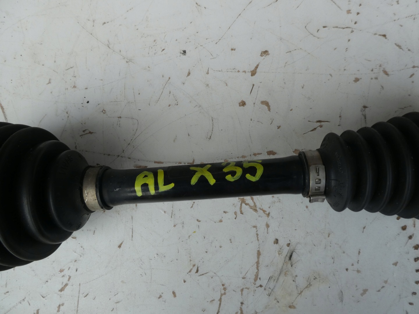 semi-axis left VW CADDY 2K5 2,0 TDI 1K0407271NQ