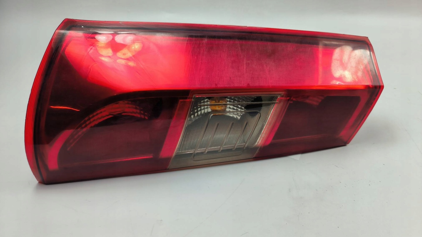light left rear part 265551619R DACIA DOKKER