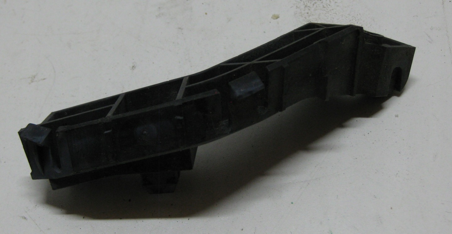 HONDA CIVIC VIII UFO 2.2 and-CTDI 07R bumper bracket right front