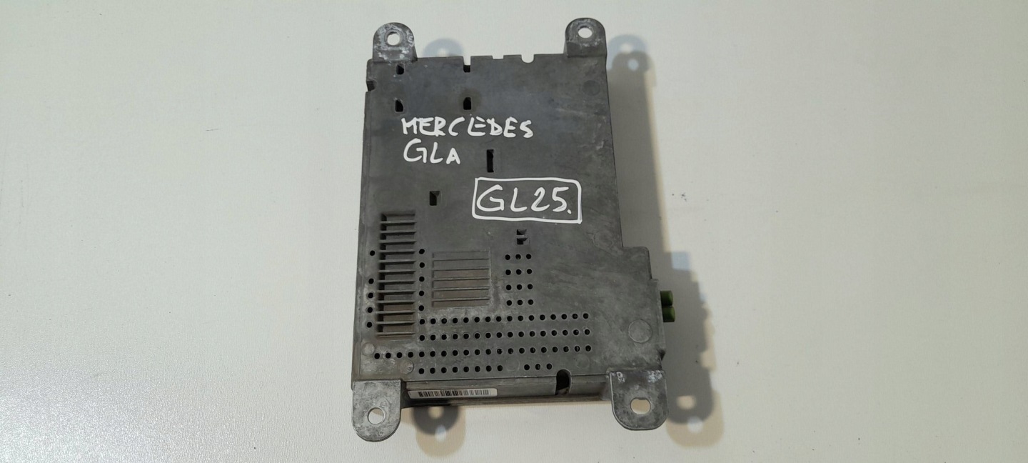 Mercedes-Benz GLA H247 module / control unit of the dial A2479001415 (GL25)