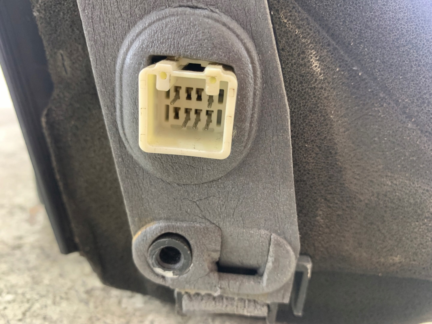 MAZDA 2 DY mirror left 12R 5 PIN