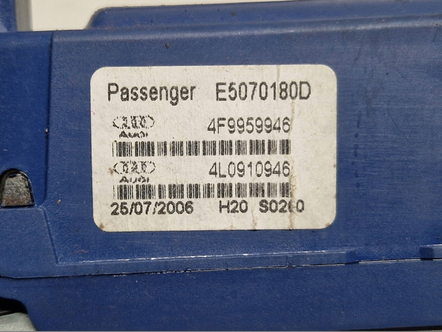 AUDI Q7 4L damper hinge bonnet boot hinge KOMPLET 4F9959946A