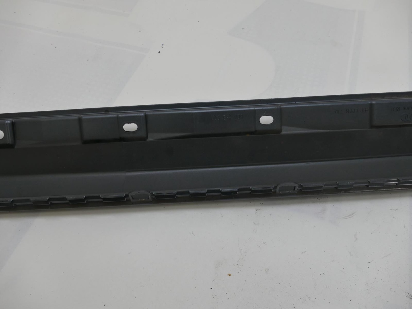 AUDI A4 B7 sedan moulding threshold right LX7Z S-LINE