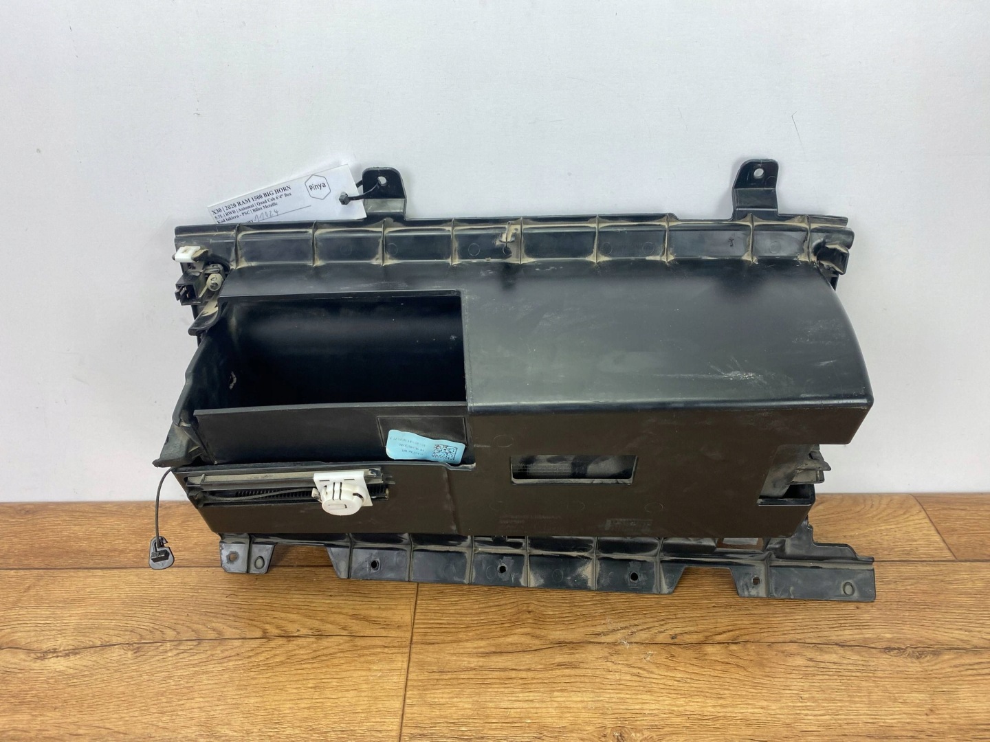 Boîte a gant passager du tableau de bord Passegers Dodge Ram 1500 2019+