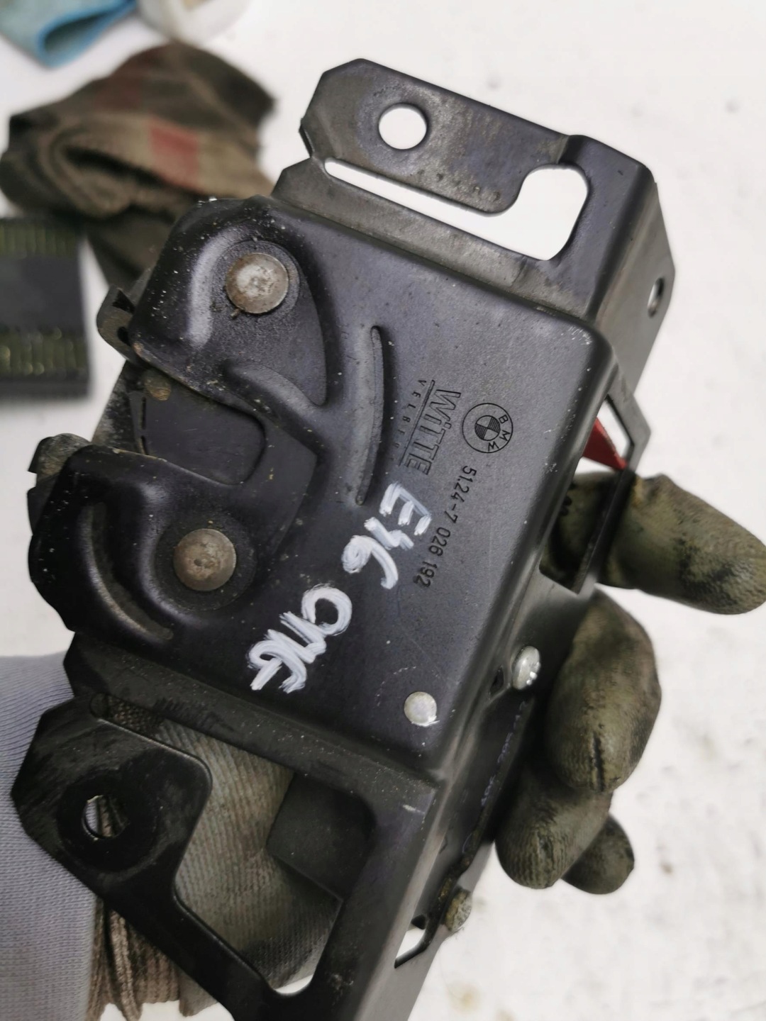 lock bonnet boot BMW SERIA 3 E46 7026192