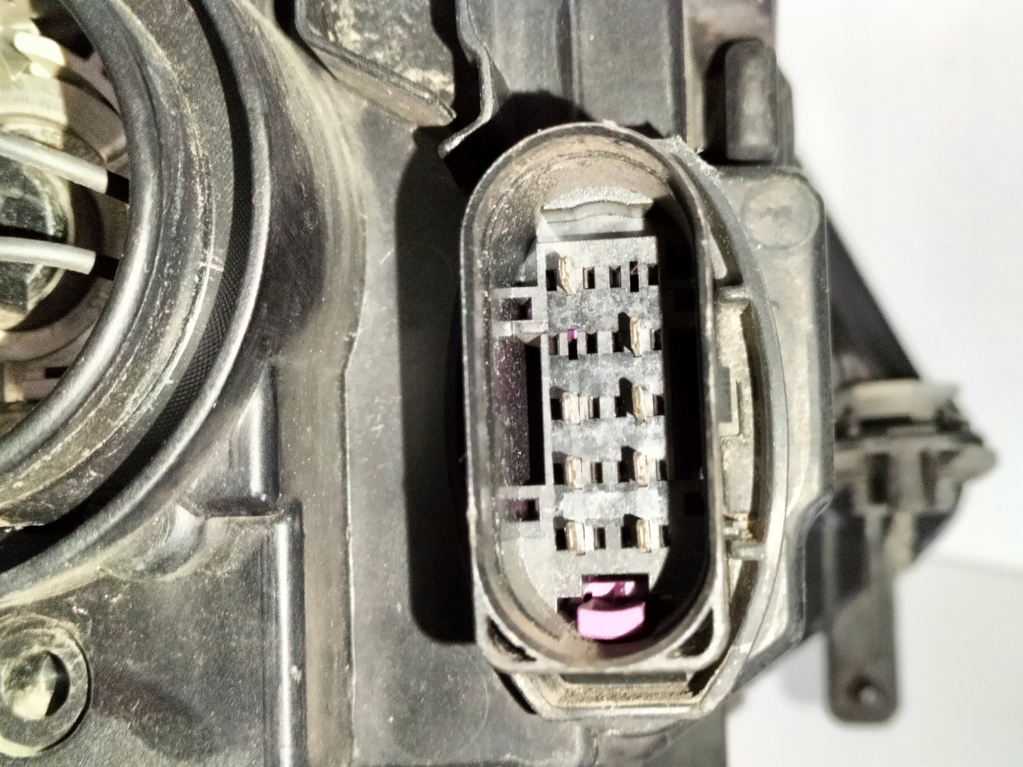 light front reflektor left VW TOURAN III 15