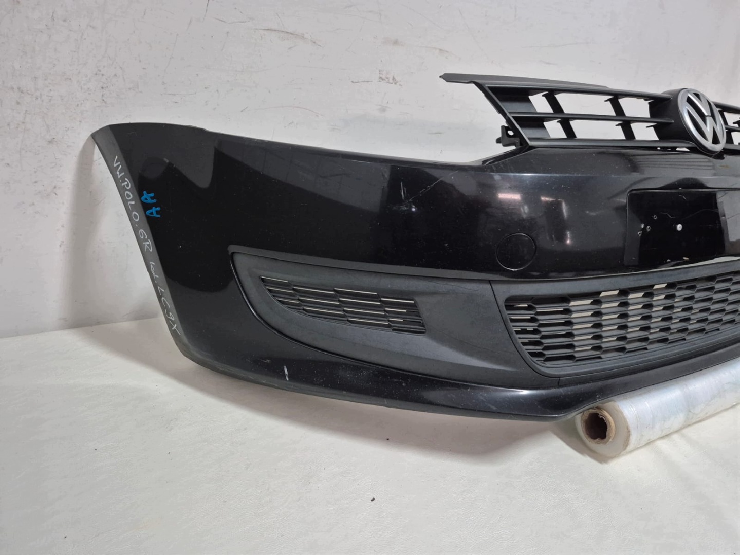 VW POLO 6R 09-14 bumper front front without DZIUR 6R0807221 LAK.LC9X