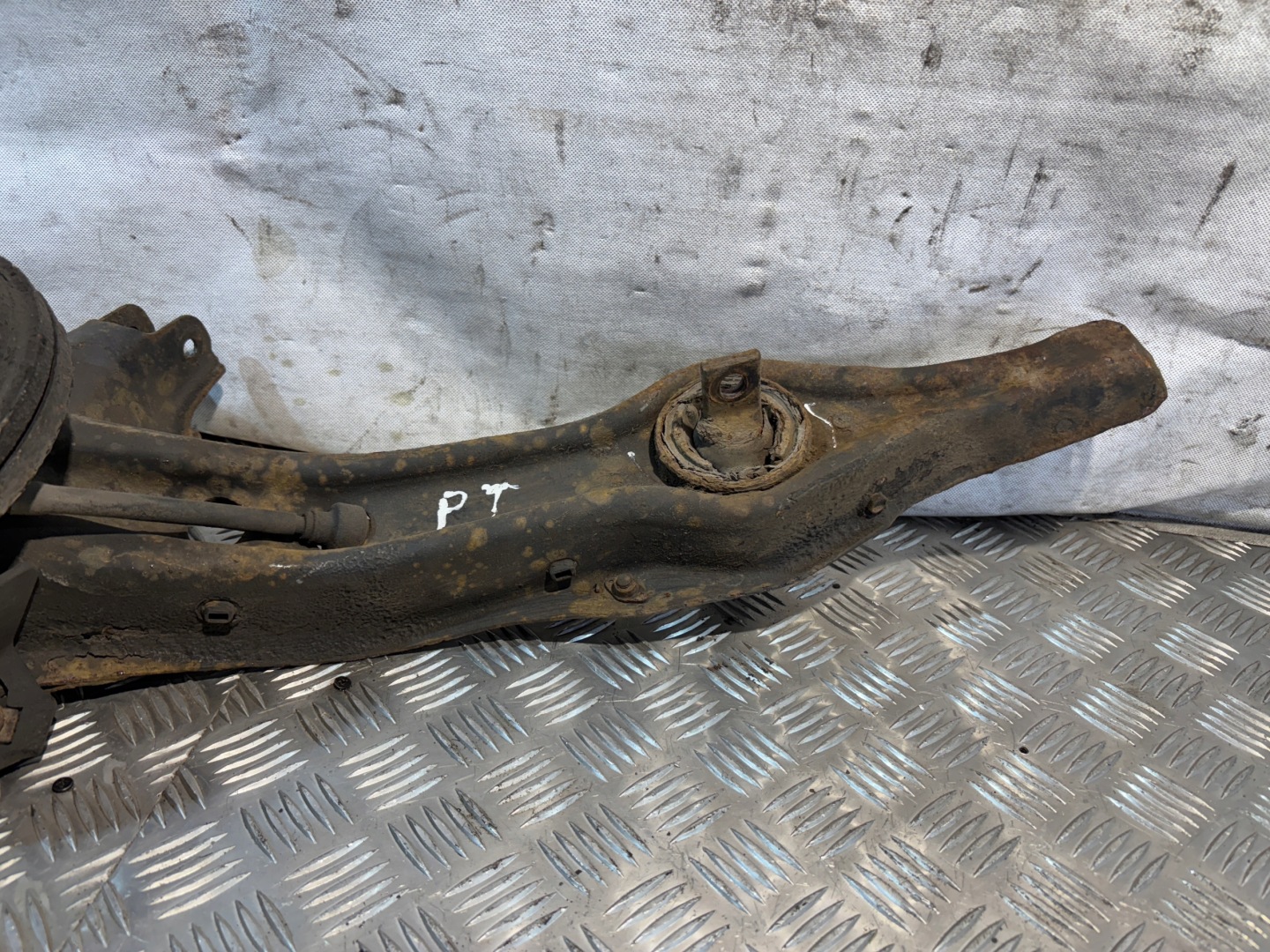 Querlenker rechts heck Honda Civic VI 6 EJ9 1,4B HB