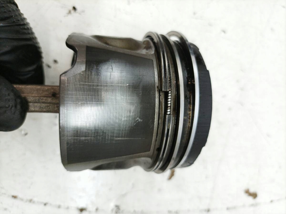 pistone Biella 81L79 2.4 D Volvo S80 e (1998-2006)
