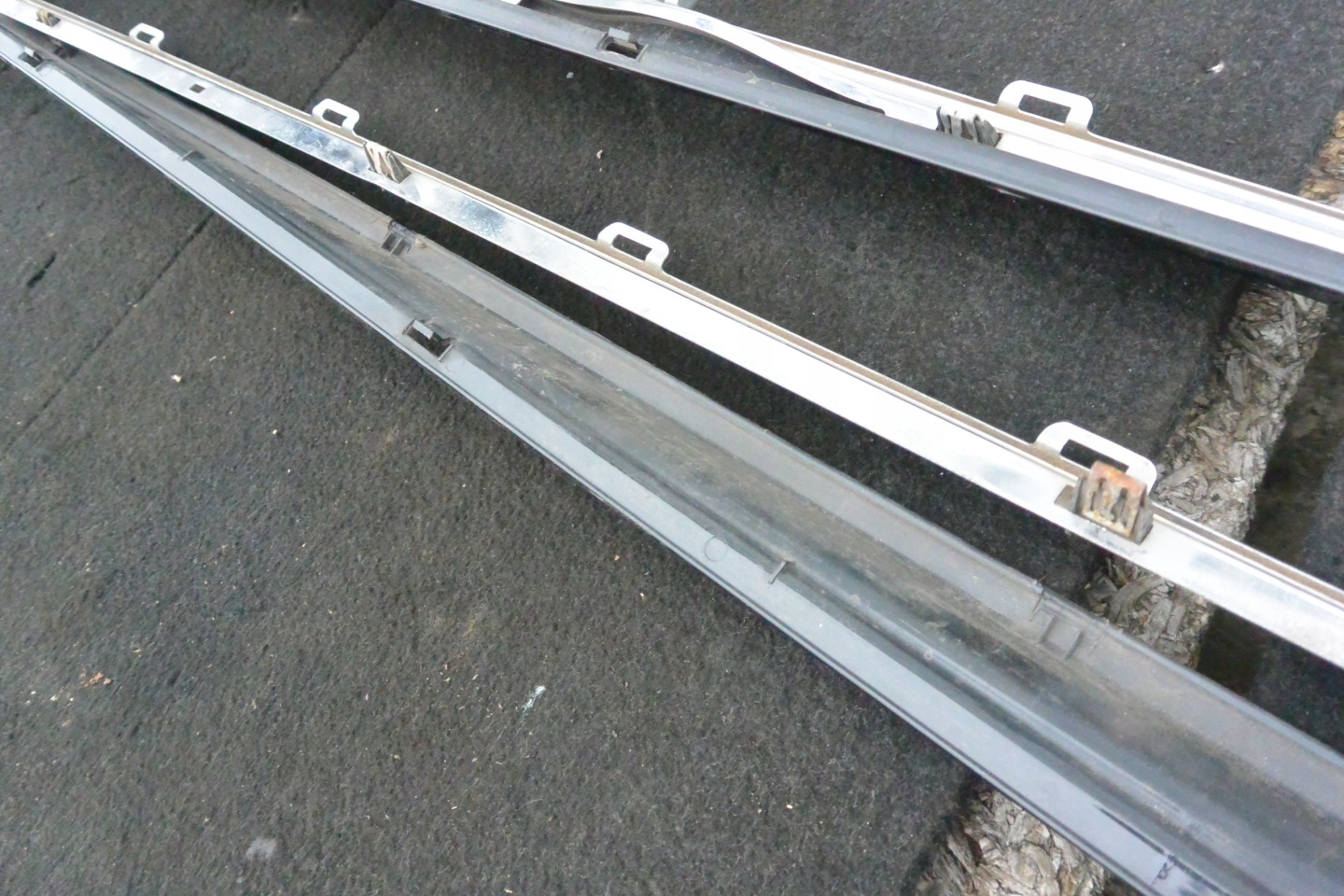 moulding threshold of the threshold right left TESLA MODEL S