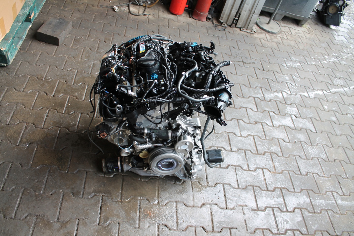 engine complete BMW X1 X3 B48B20A 17 TYSKM