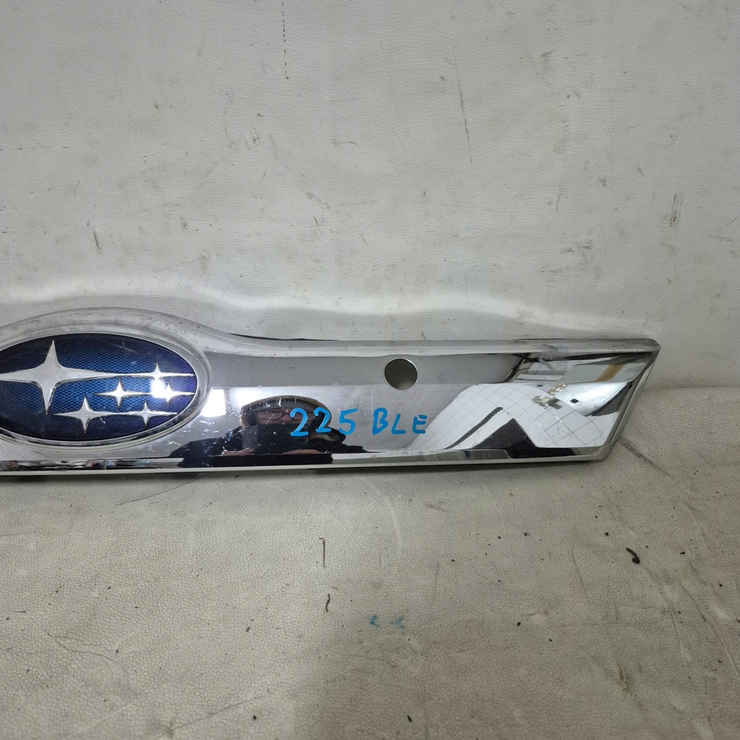 SUBARU TREZIA 11-14 cap moulding cap bonnet rear part