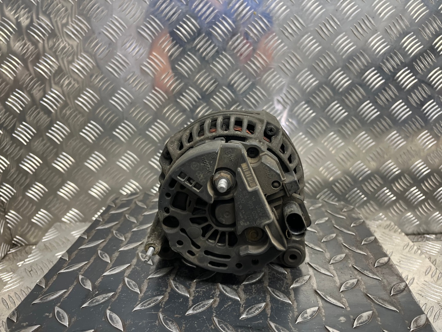 alternator VOLKSWAGEN GOLF 4 028903028E