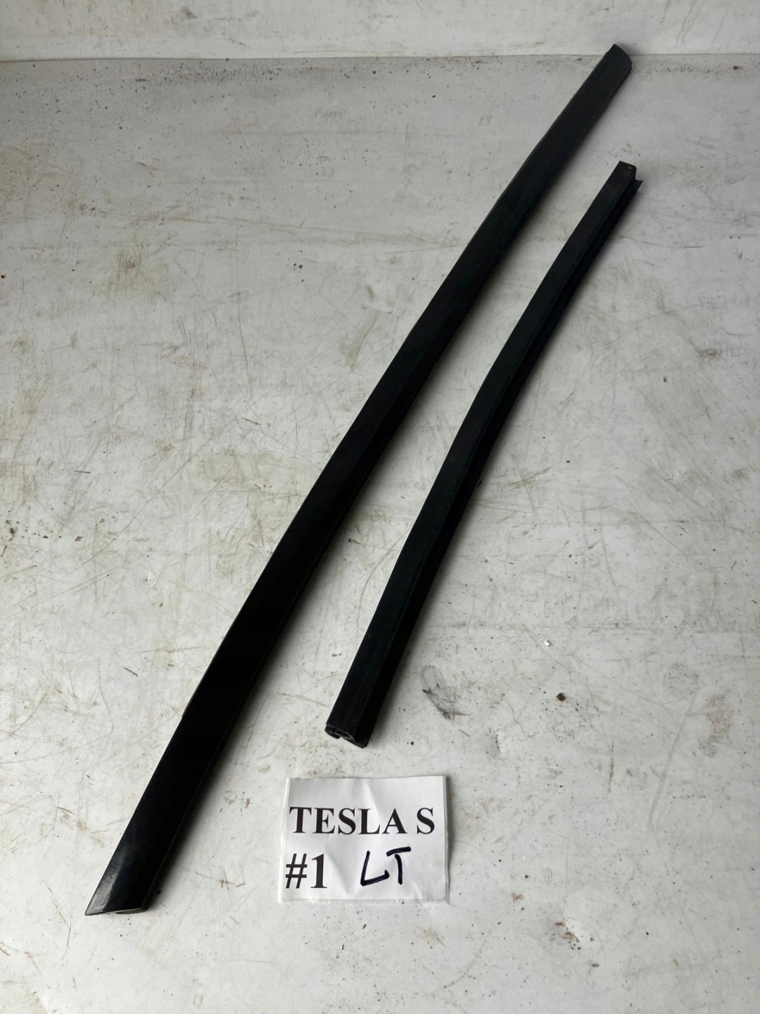 moulding dust door TESLA MODEL S left rear part PMBL