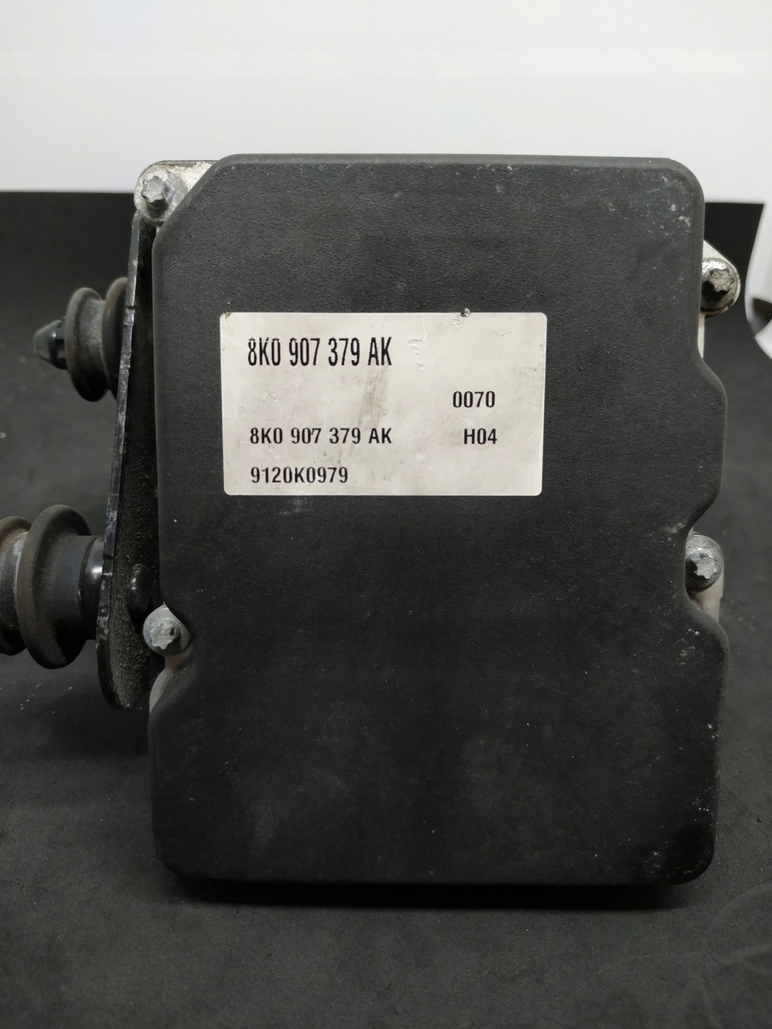 pump ABS AUDI A4 B8 8K0907379AK